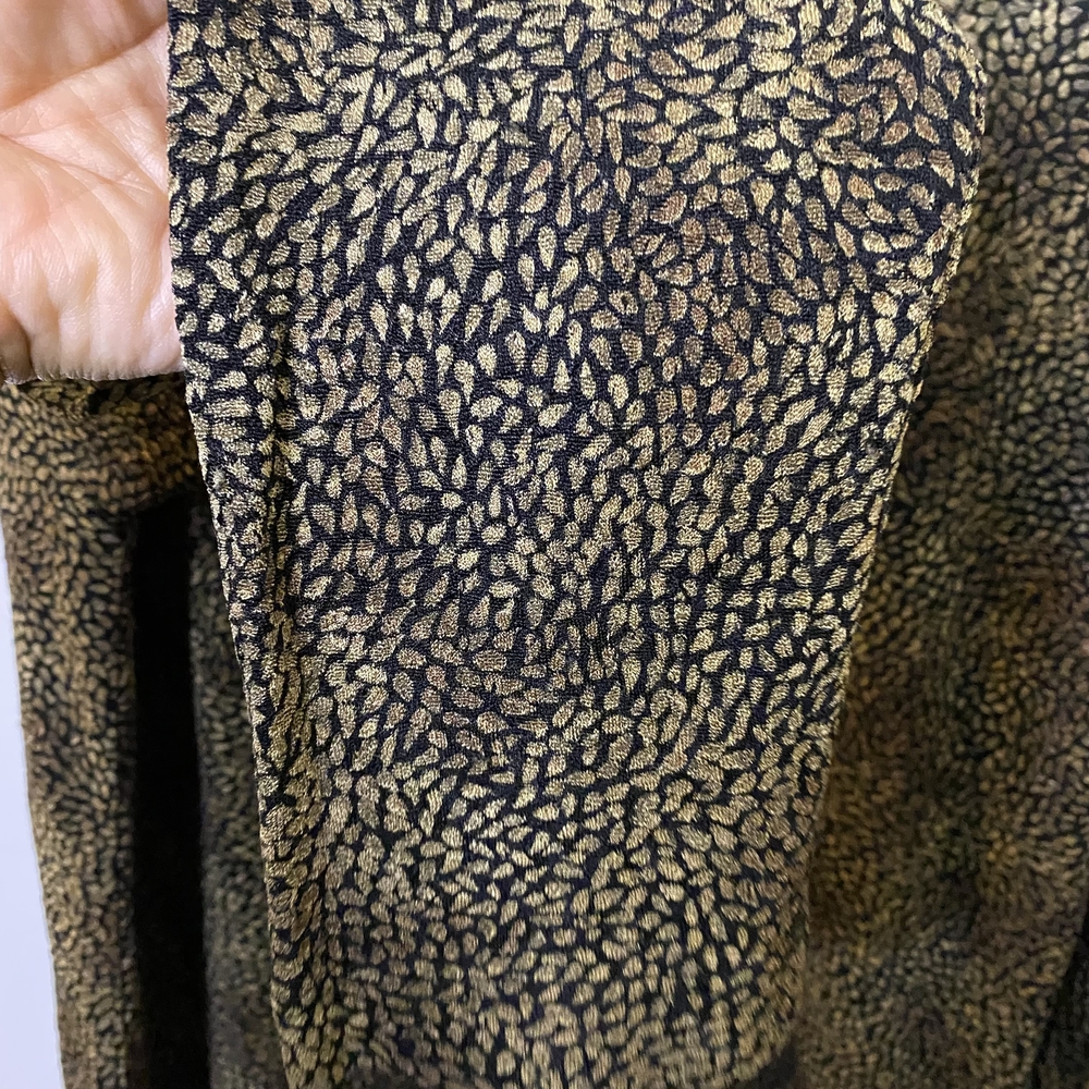 Chico's Brown and Tan Women's Long Sleeve Blouse V-Neck Size 2 - Picture 4 of 7